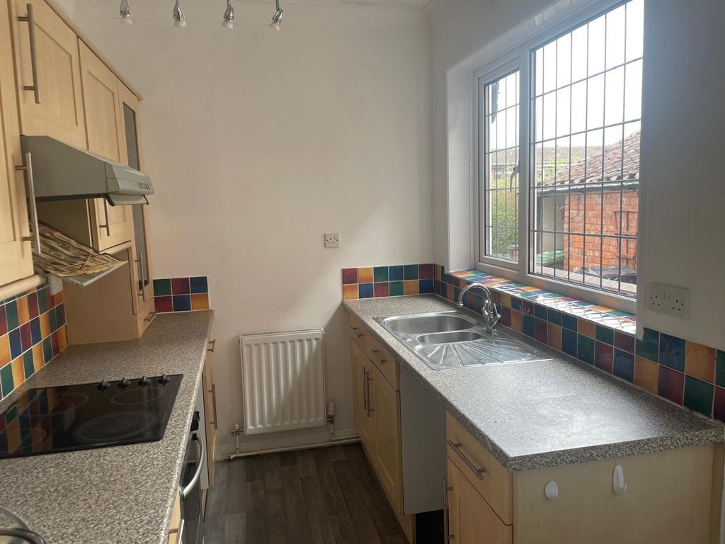 Property photo 2 of 9 View