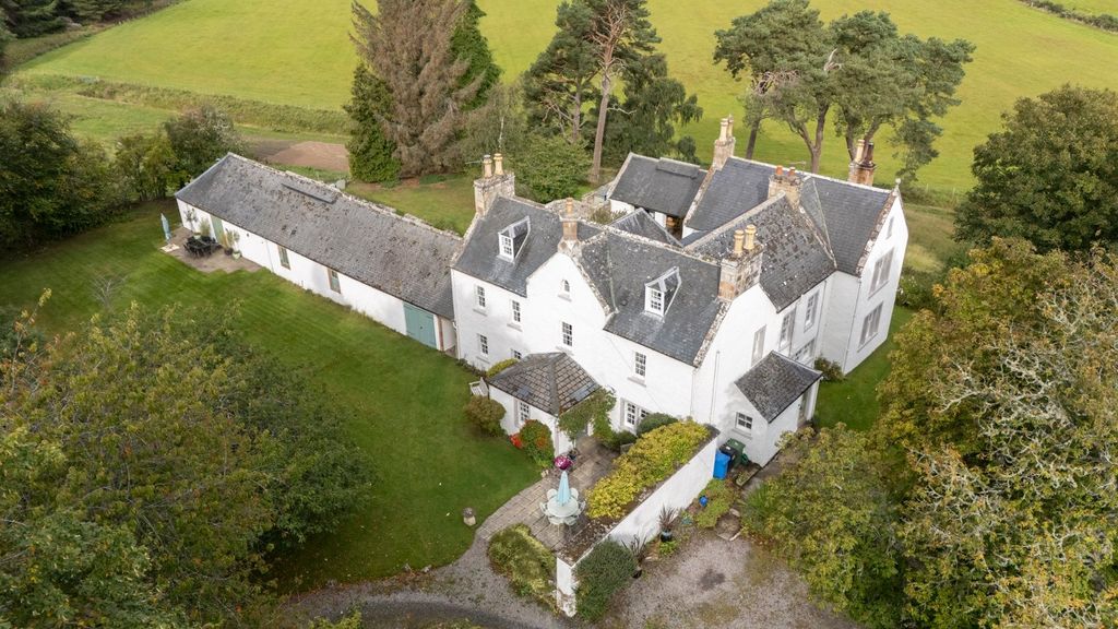 Property photo 2 of 42 The Old Manse