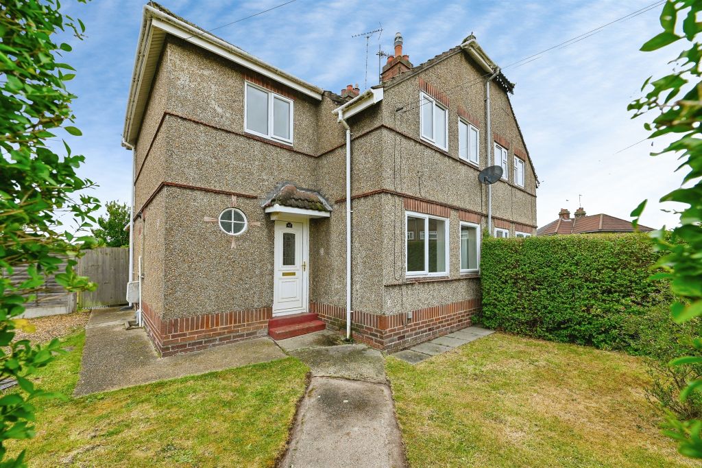Property photo 1 of 17