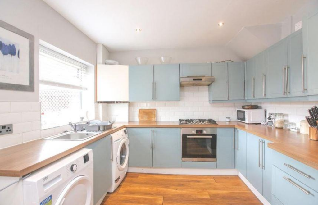 Property photo 3 of 10