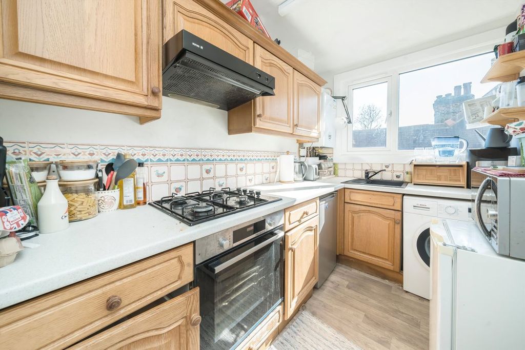 Property photo 2 of 5