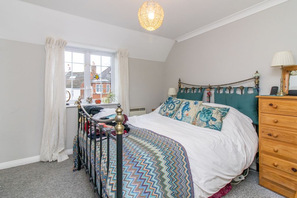 Property photo 3 of 11 Img_5900