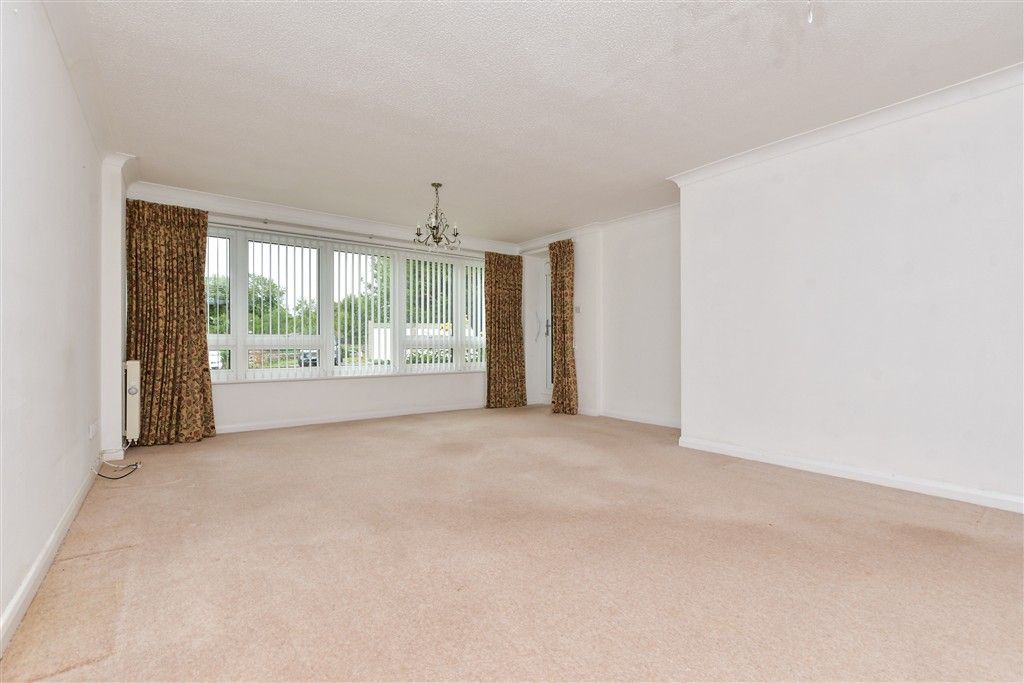 2 bed flat for saleLyell Road, Birchington, Kent CT7