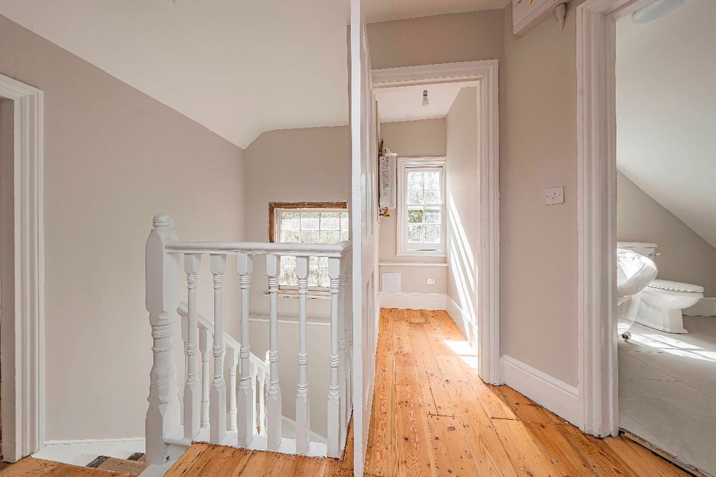 Additional image 11 of 2 bed flat for saleWorple Road, Epsom, Surrey KT18