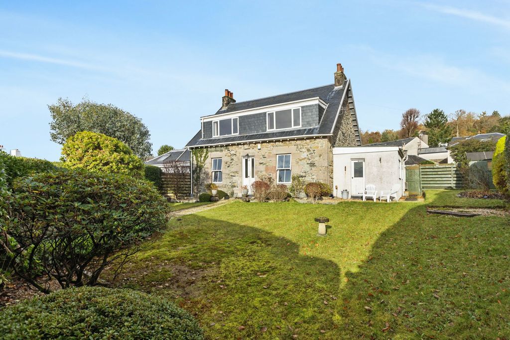 Property photo 1 of 27