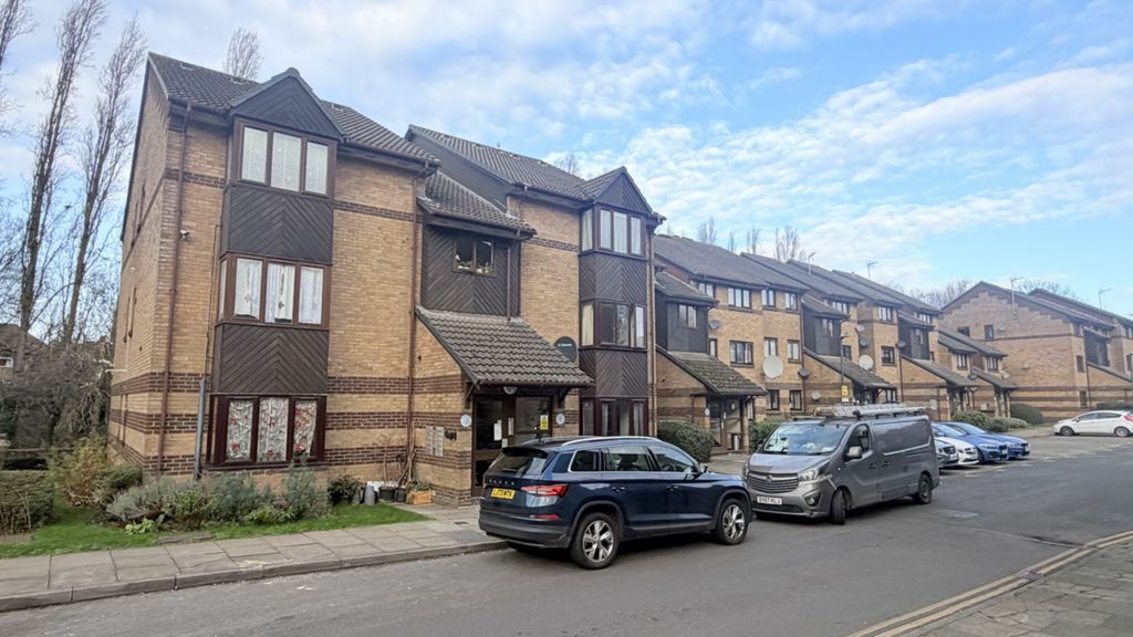 Property photo 1 of 11 Photo 2