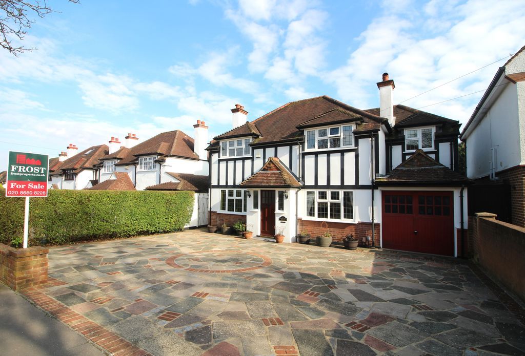 Property photo 1 of 18 Photo 18