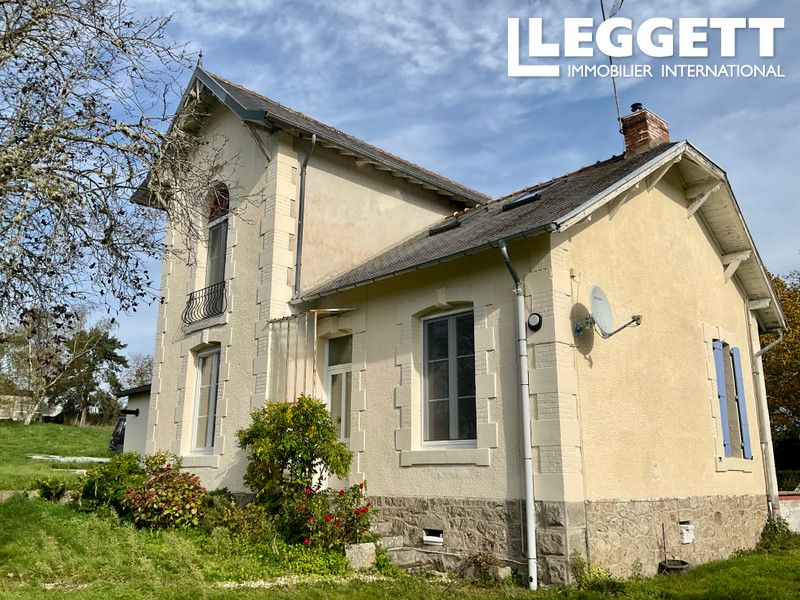 Property photo 2 of 10