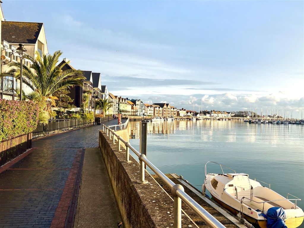 Property photo 3 of 19 20.Jpg