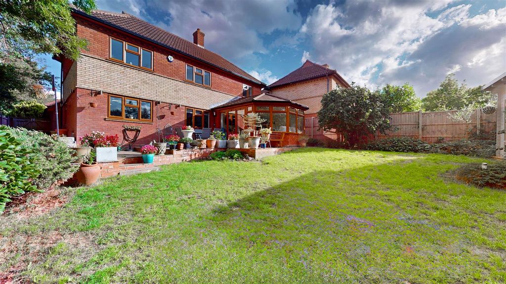 Property photo 2 of 27 Pvm3A1Zx0K-Bgq-Bfew2Ow.Jpg