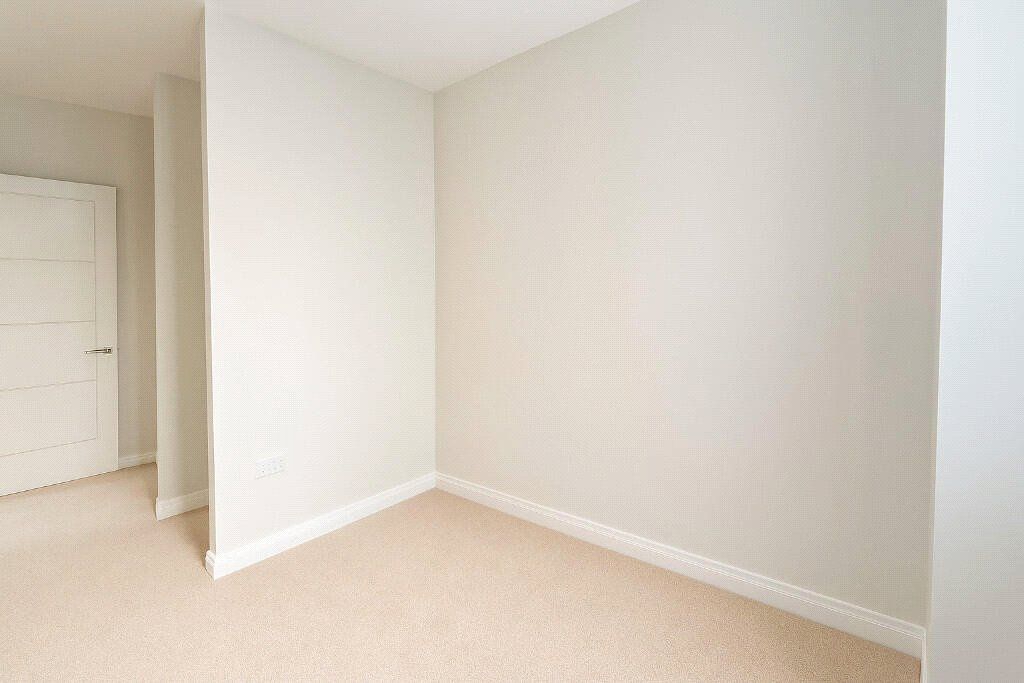 Property photo 2 of 14 Picture No. 02