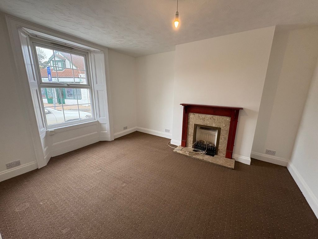 Property photo 3 of 10 Picture No. 02