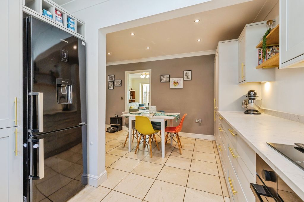 Additional image 7 of 4 bed semi-detached house for saleHodson Close, Skellingthorpe LN6