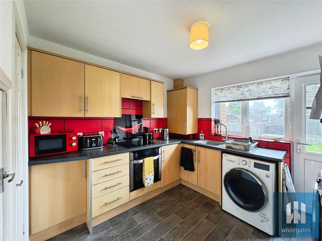 Property photo 3 of 25 Picture No. 29