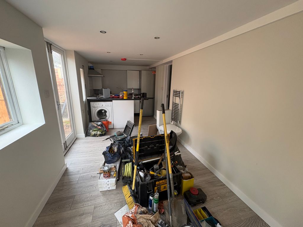 Property photo 3 of 6 Img_2613