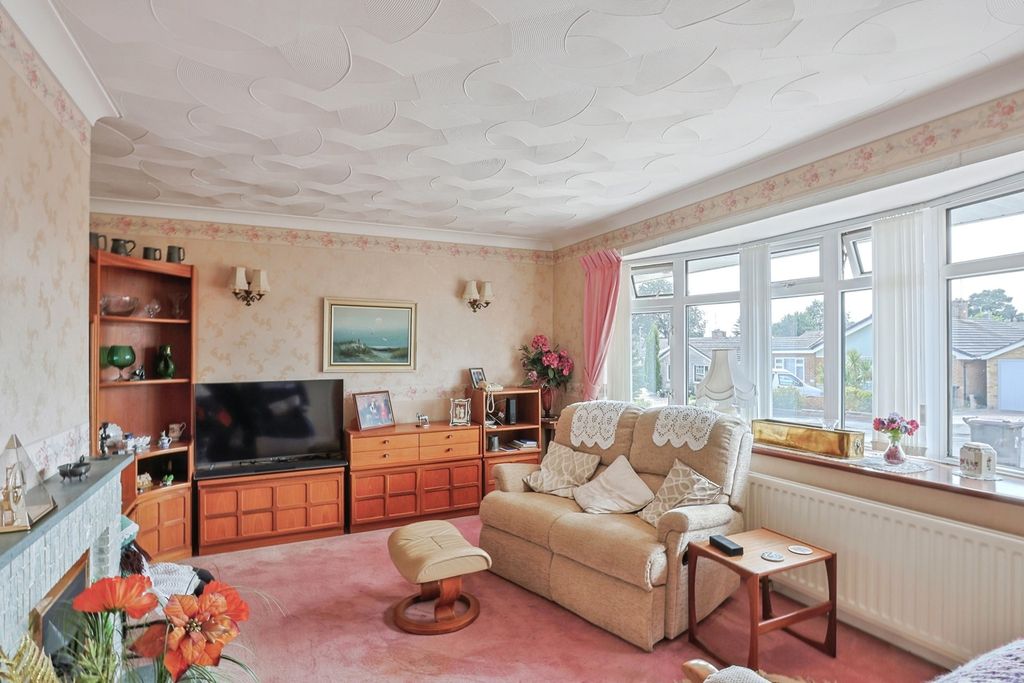 Property photo 3 of 17 Pbox-Img.Jpg