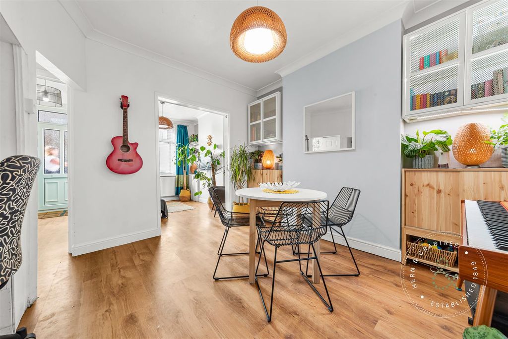 Property photo 3 of 19 Dorset-Street-18.Jpg