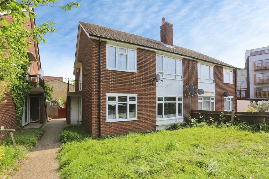 Property photo 1 of 11 Pbox-Img.Jpg