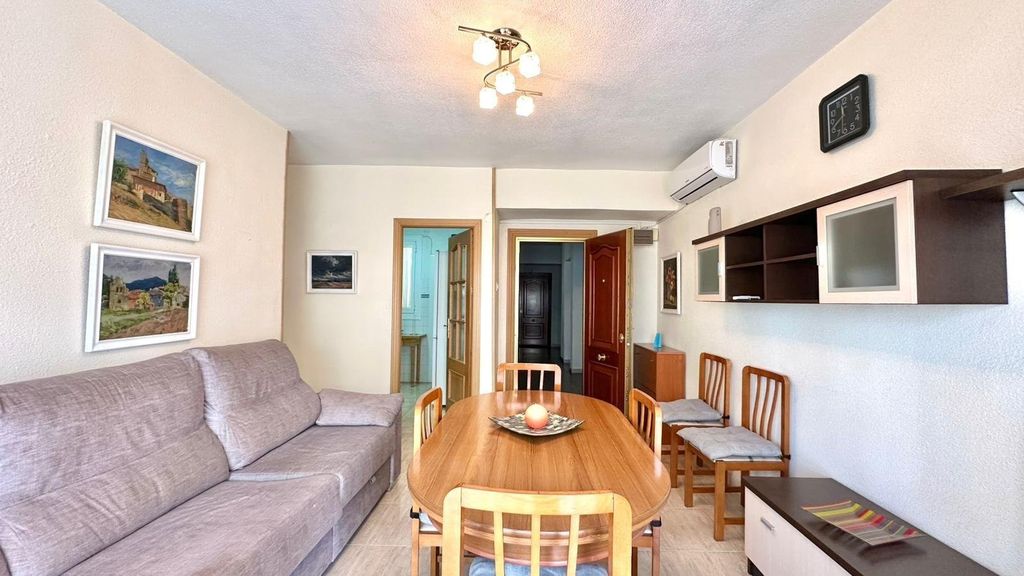 Property photo 2 of 35