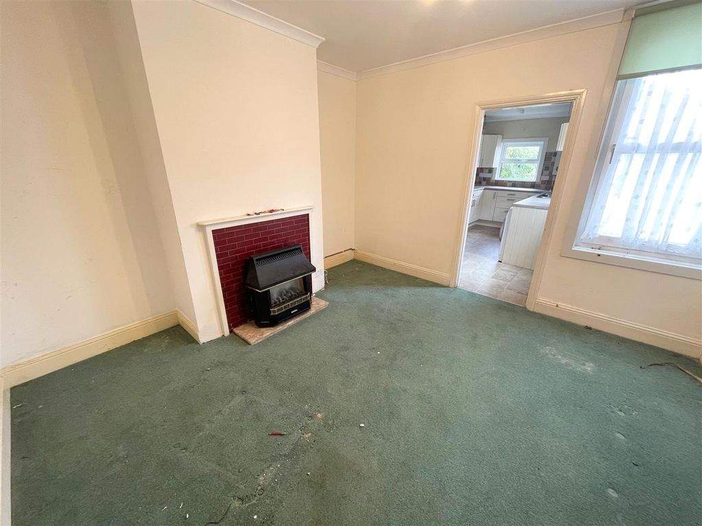 Property photo 2 of 10 4.Jpg