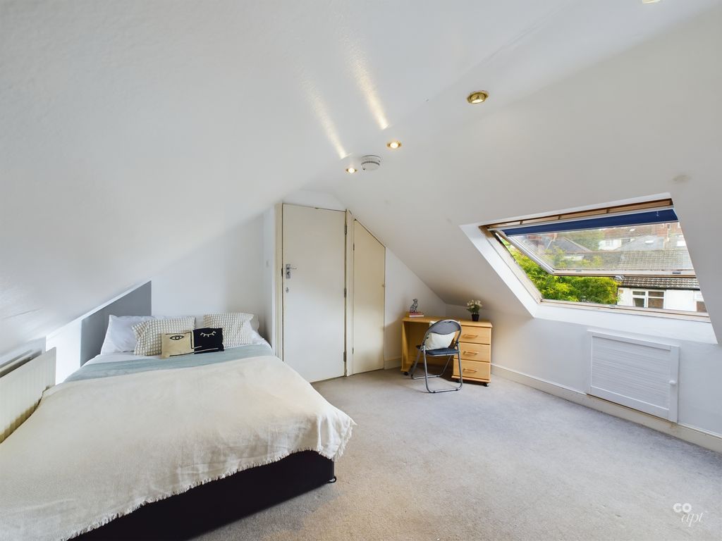 Property photo 1 of 12 Photo 19