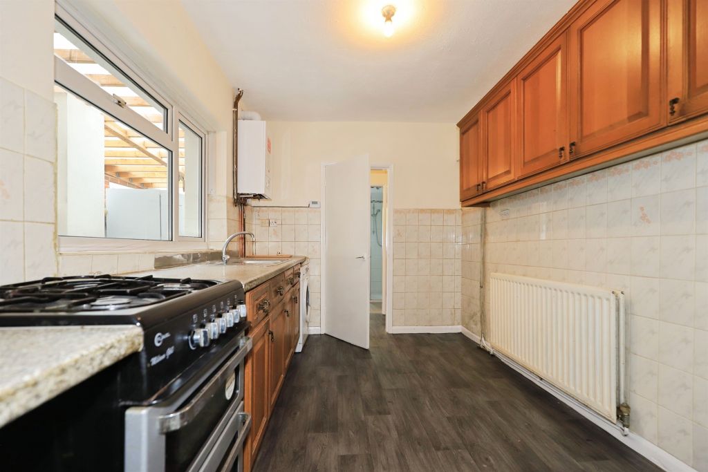Property photo 3 of 18