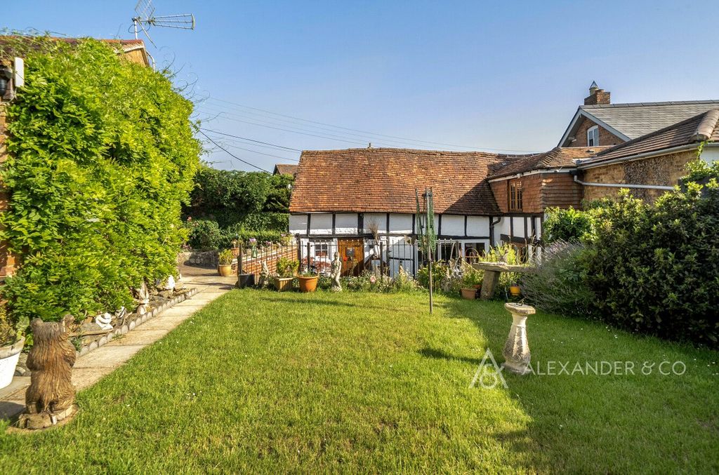 Property photo 3 of 29 Picture No. 33