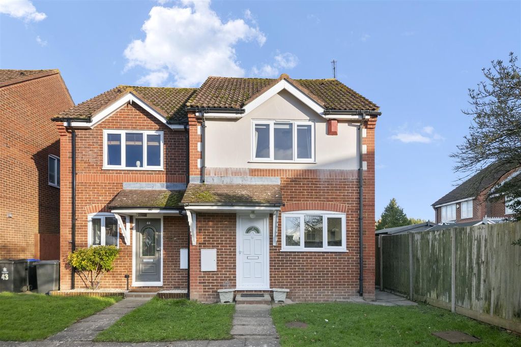 Property photo 1 of 25