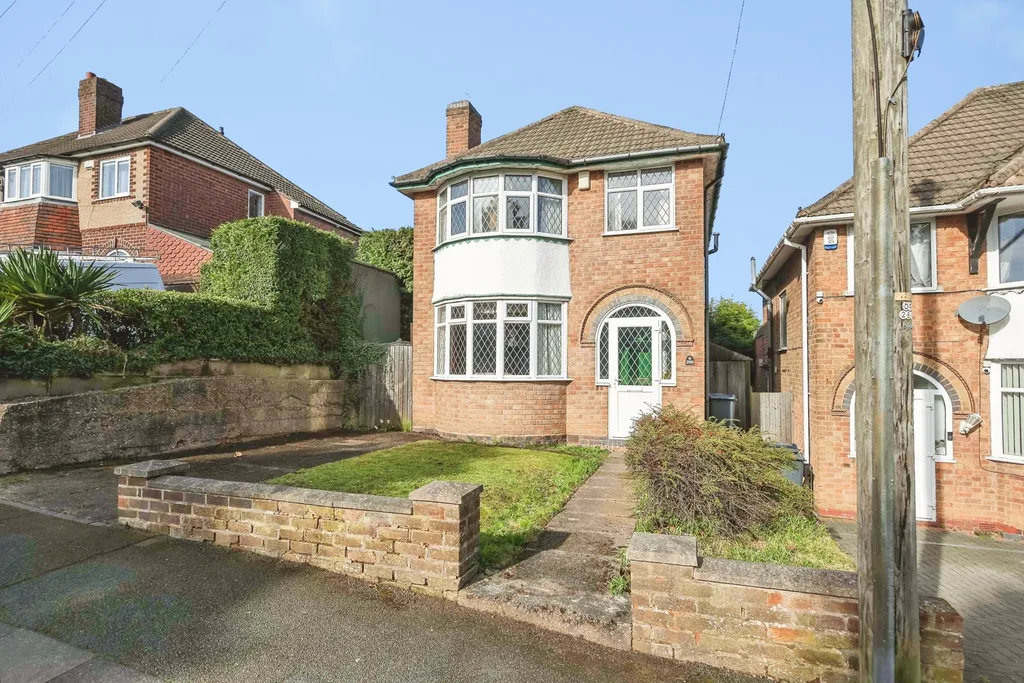 House in Birmingham, Kingstanding, West Midlands - View 3
