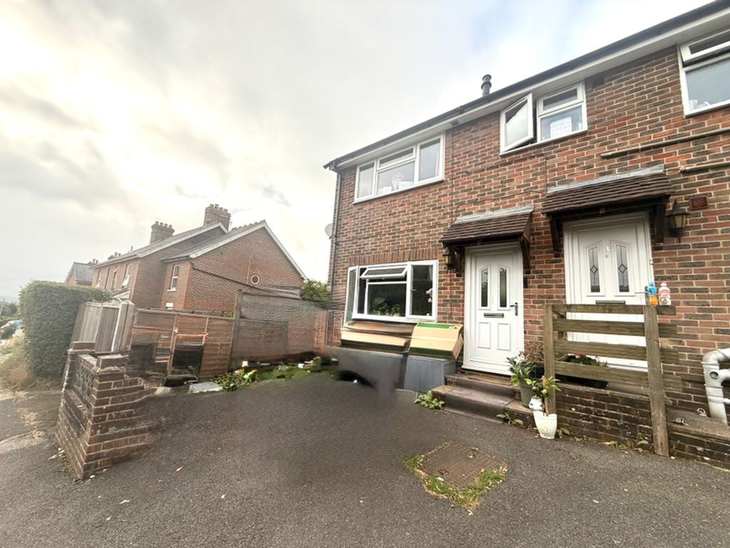 Property photo 1 of 3