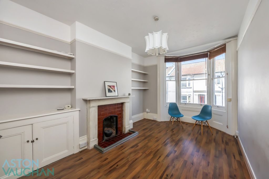 Property photo 2 of 12 5419301