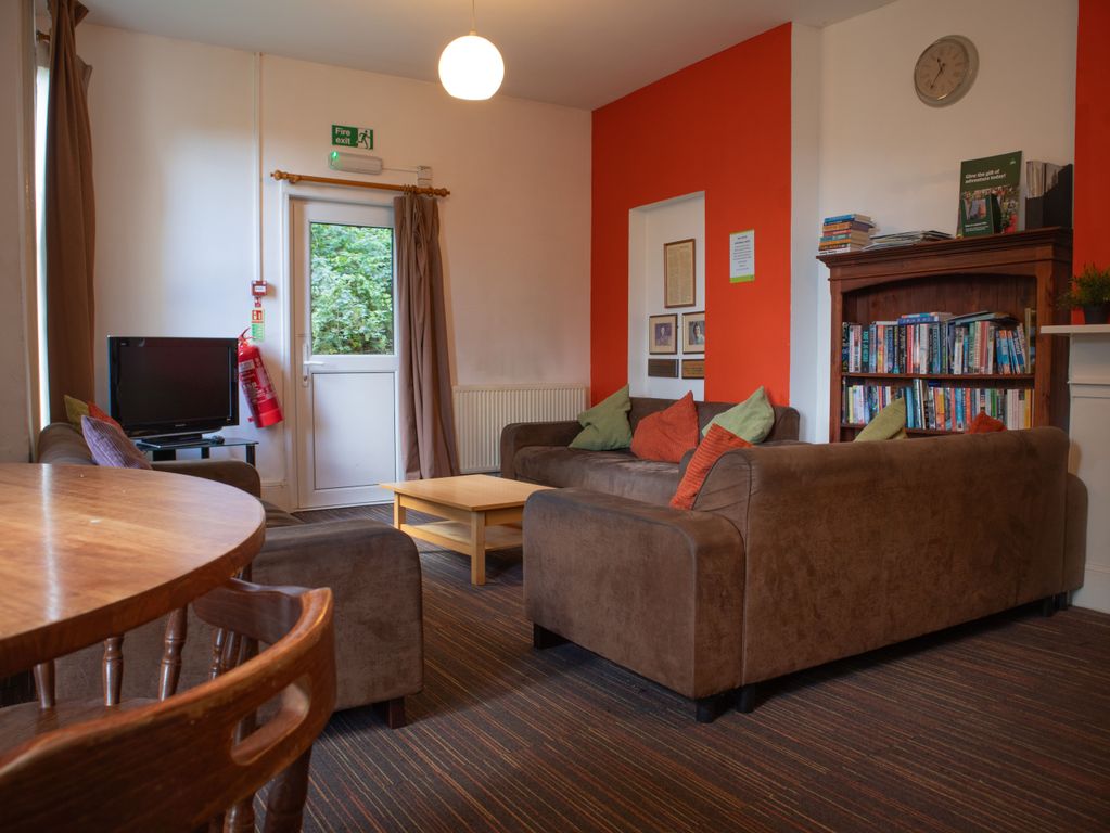 Property photo 3 of 18