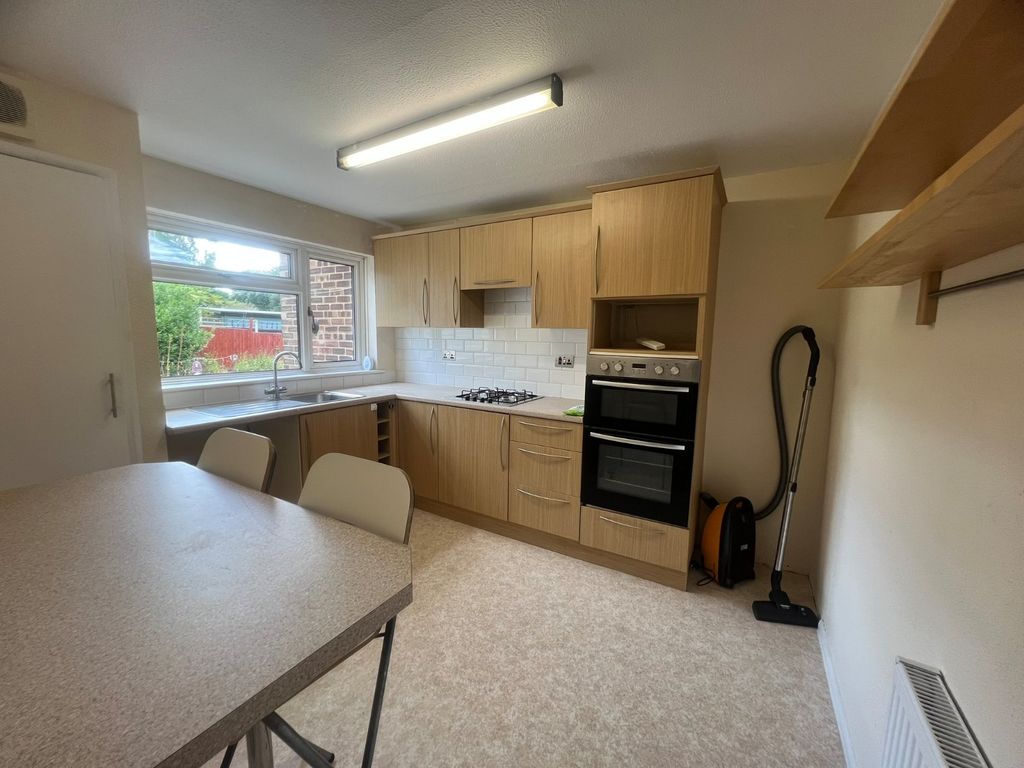 Property photo 2 of 8 Picture No. 09