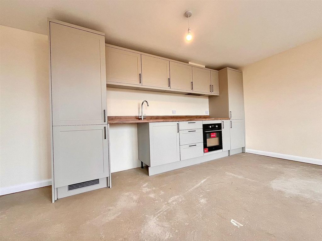 Property photo 2 of 14 Open Plan Kitchen/Dining/Living Room