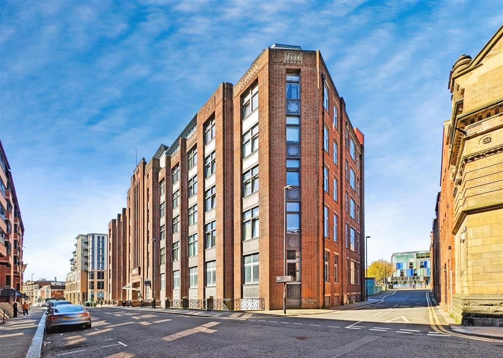 Property photo 1 of 13