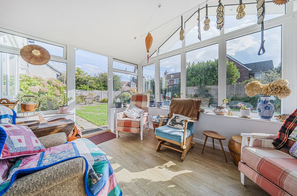 Additional image 6 of 5 bed detached house for saleThe Avenue, Fareham, Hampshire PO14