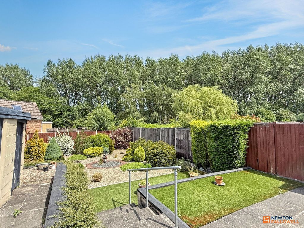 Property photo 3 of 29