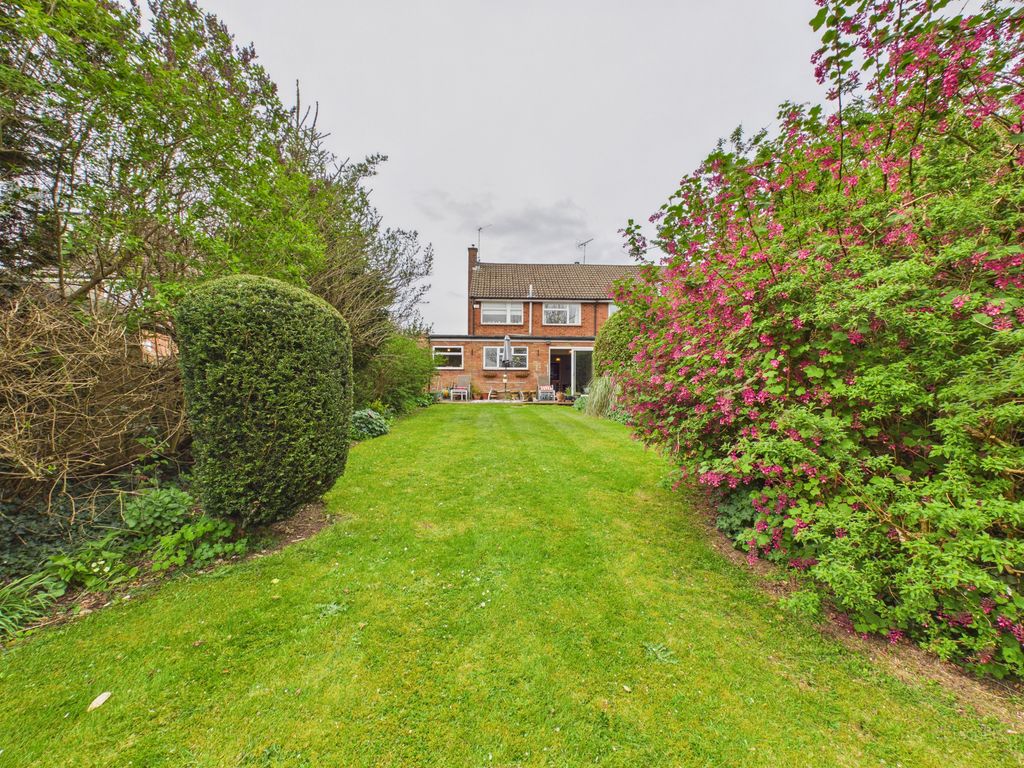 Property photo 2 of 15 Garden