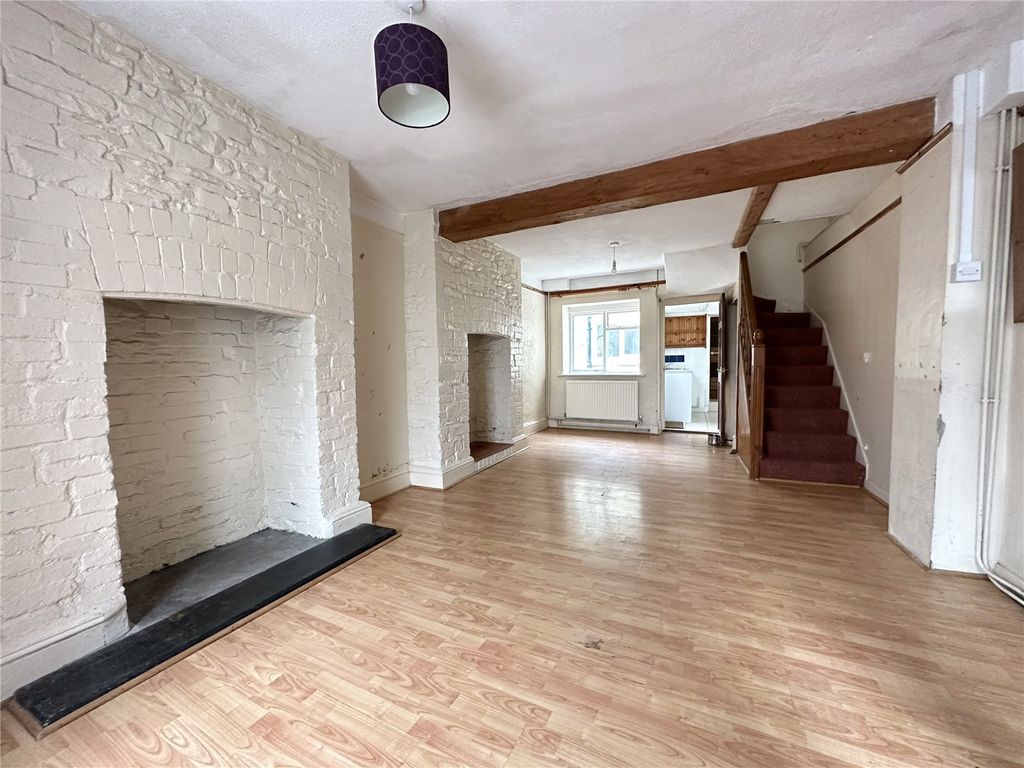 Property photo 3 of 11 Picture No. 01