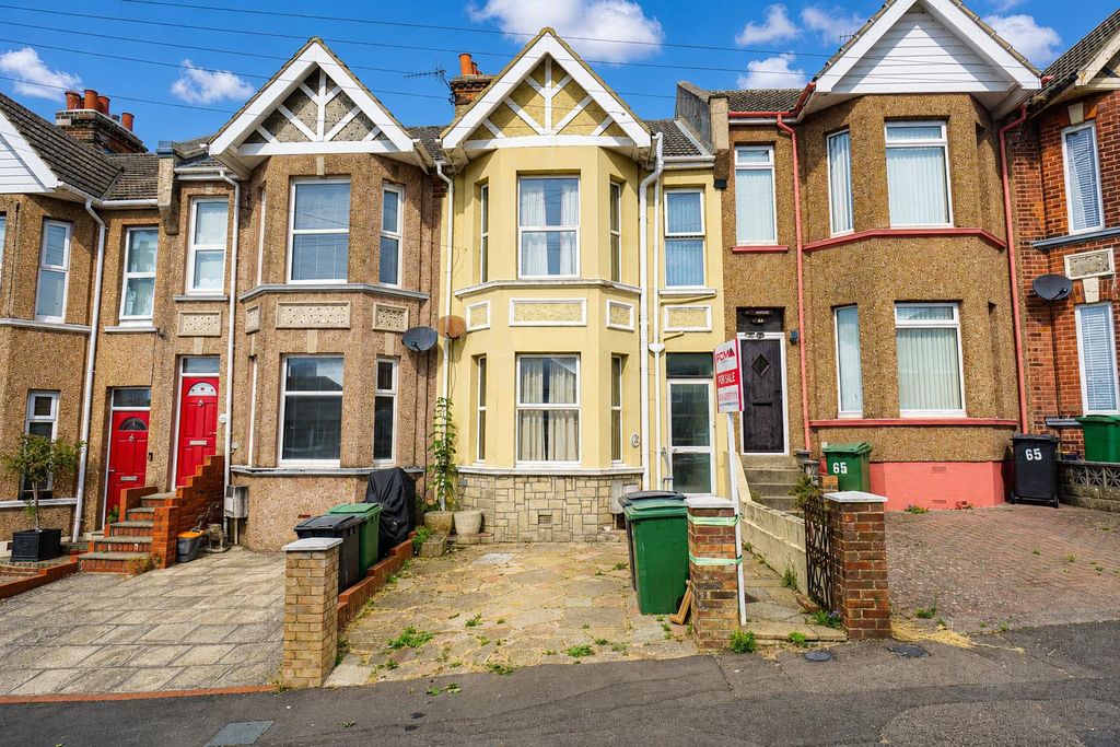 Property photo 1 of 19 F0911Edf-1517-470A-A9Ac-0E87816Ddbff.Png