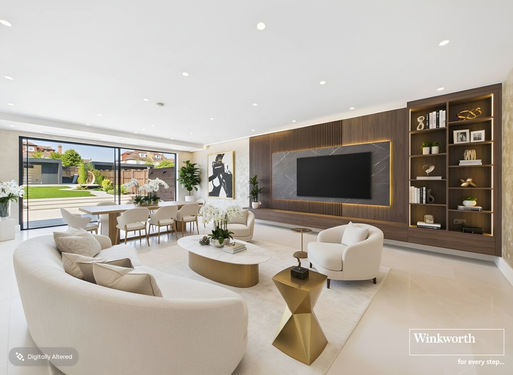 Property photo 2 of 29 Living Room / Dining