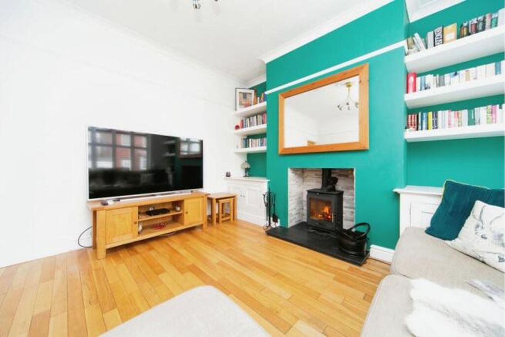 Property photo 3 of 15