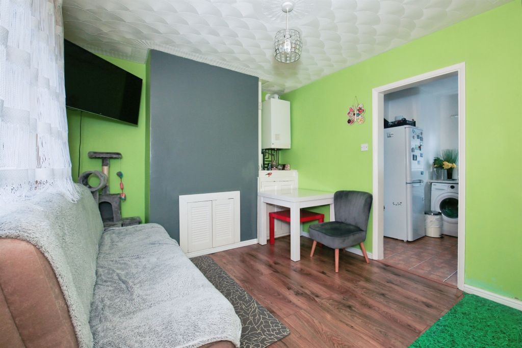 Property photo 2 of 19