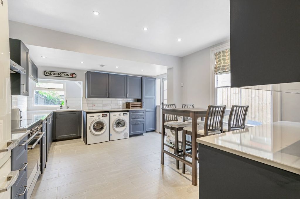 Property photo 1 of 7 855928 (3)