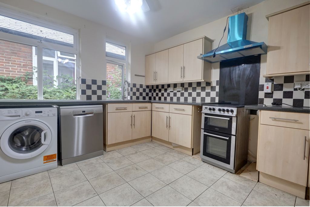 Property photo 2 of 9 Picture No. 02