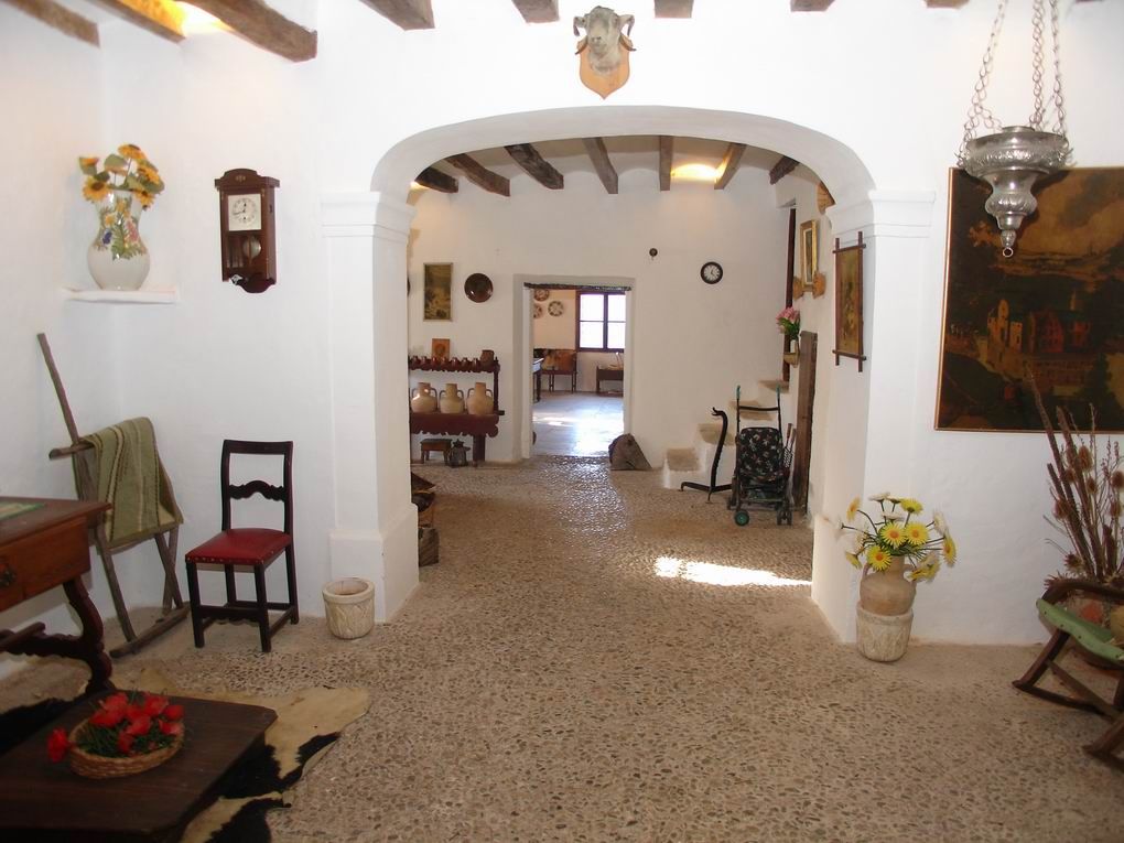Property photo 2 of 11 4.Jpg