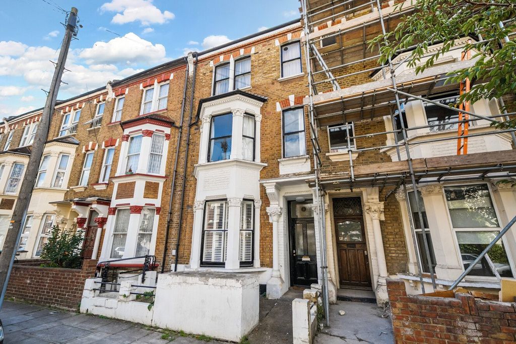 Property photo 1 of 10 Picture No. 11