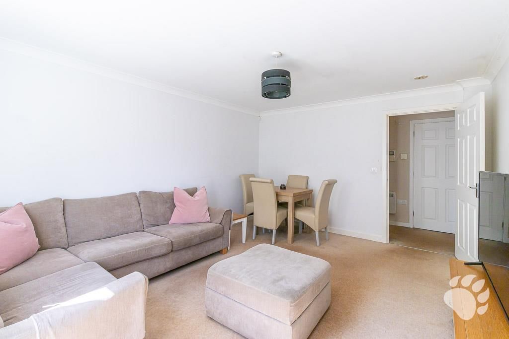 Property photo 3 of 22 Lounge/Diner