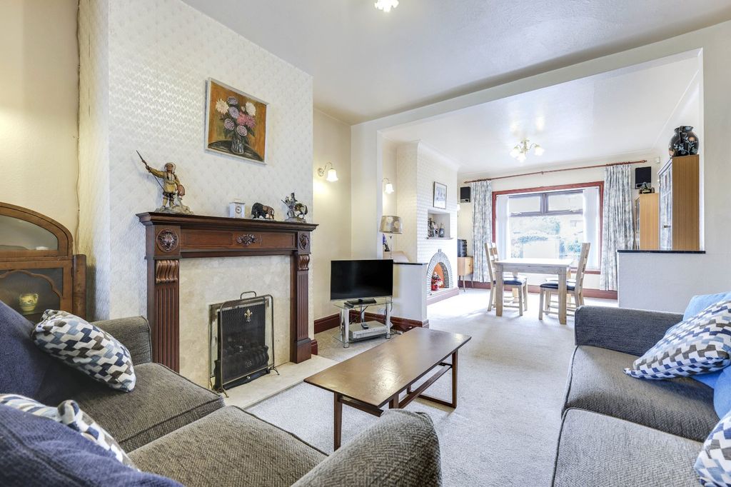 Property photo 2 of 19 Picture No. 05