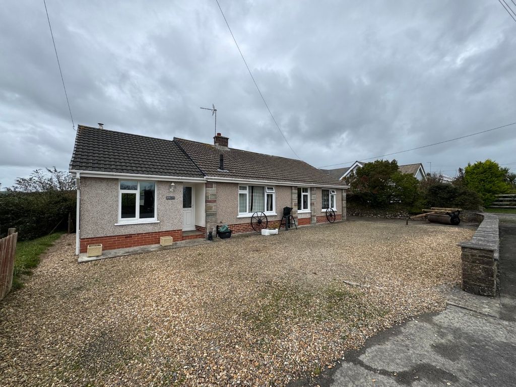 Property photo 1 of 52